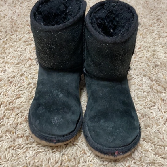 Ugg glitter girls boots size 11 - Picture 2 of 3